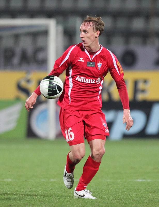 Football. T-Mobile Ekstraklasa. Gornik Zabrze - Lechia Gdansk. 10.03.2012