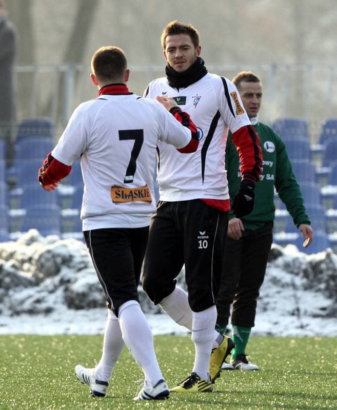 Football. Sparing. Gornik Zabrze - Janina Libiaz. 28.01.2011