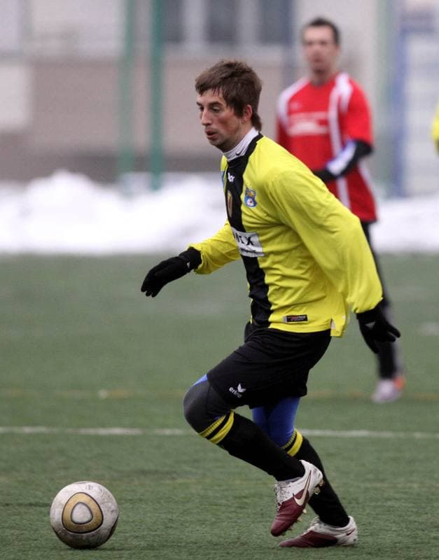 Football. Sparing. Ruch Radzionkow - LZS Piotrowka. 19.02.2011
