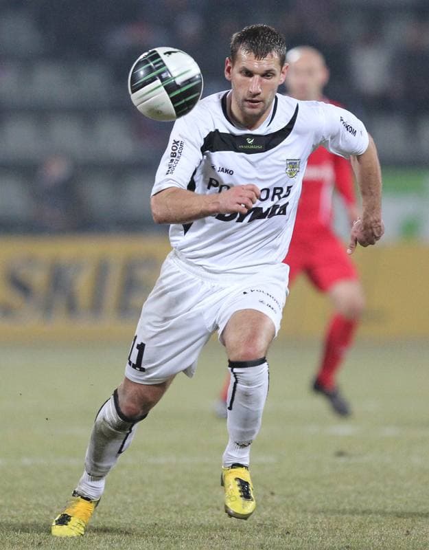 Football. PKO BP Ekstraklasa. Gornik Zabrze - Arka Gdynia. 11.03.2011