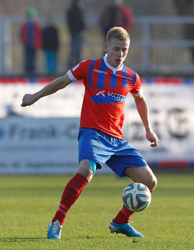 Football. II Liga. Rakow Czestochowa - Energetyk ROW Rybnik. 23.11.2014