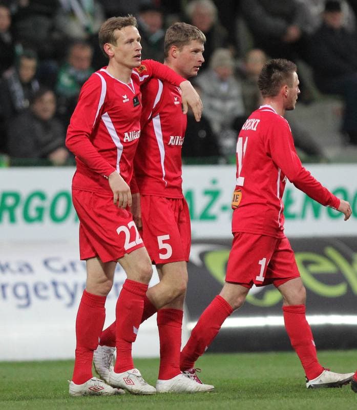 Football. Belchatow Ekstraklasa. GKS Belchatow - Gornik Zabrze. 08.04.2011