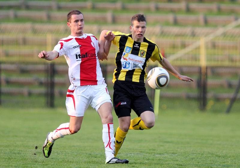 Football. Bytom I liga. Ruch Radzionkow - LKS Lodz. 29.04.2011