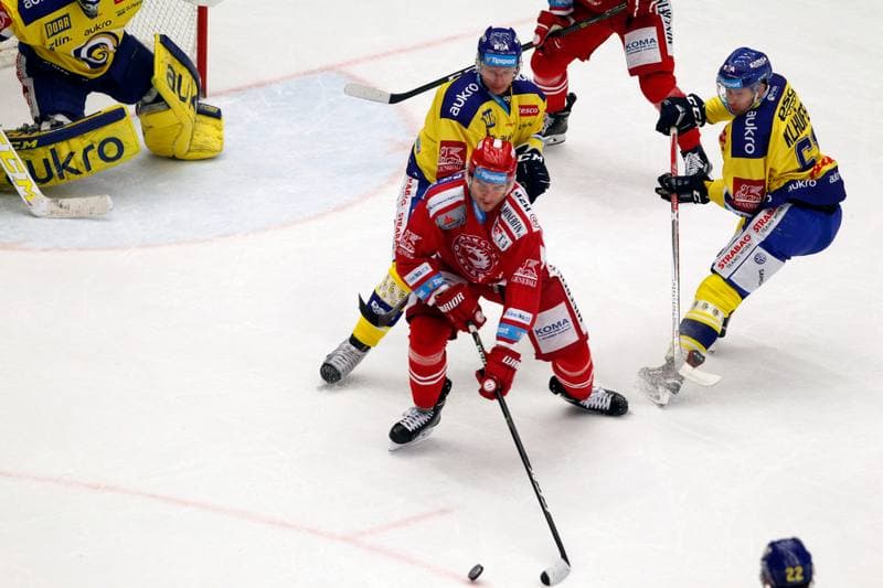 Ice Hockey. Tipsport Extraliga. Ocelari Trinec - Aukro Berani Zlin. 30.12.2017