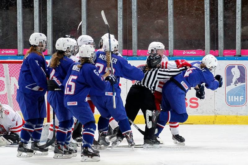 Ice Hockey. Women's U18 World Championship Division 1B. Poland - France. 11.01.2018