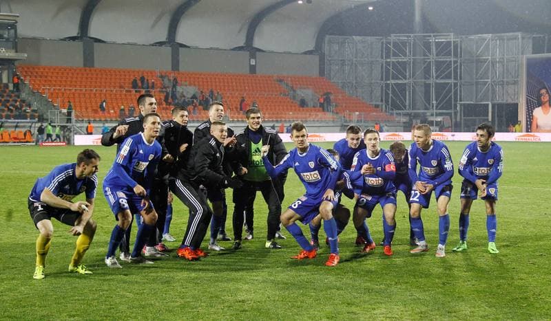Football. PKO BP Ekstraklasa. Termalica Bruk-Bet Nieciecza - Piast Gliwice. 20.11.2015