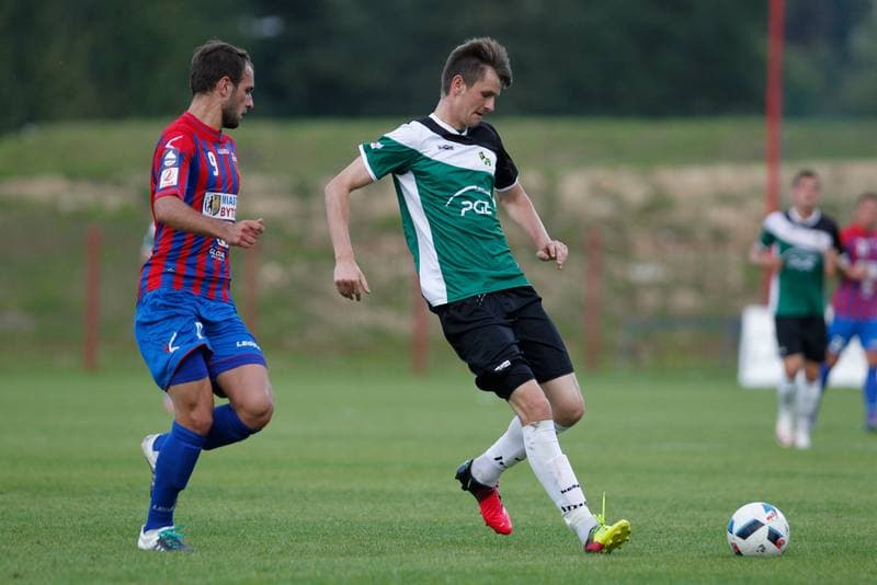 Football. II Liga. Polonia Bytom - GKS Belchatow. 19.08.2016