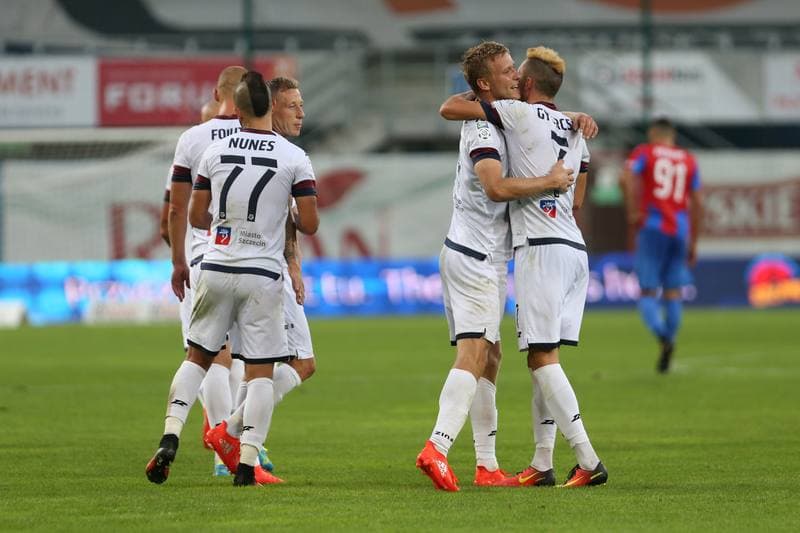 Football. Lotto Ekstraklasa. Piast Gliwice - Pogon Szczecin. 20.08.2016