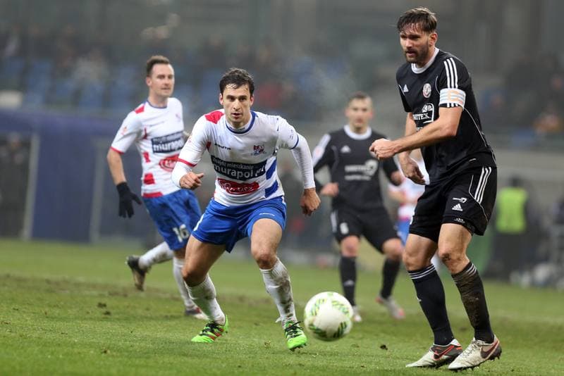 Football. I Liga. Podbeskidzie Bielsko-Biala - Bytovia Bytow. 25.11.2016