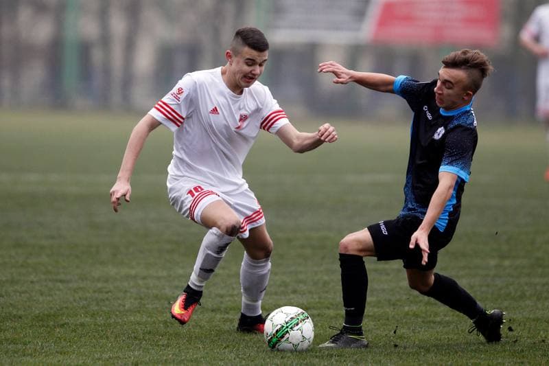 Football. Centralna Liga Juniorow. Gwarek Zabrze - Salos Szczecin. 26.11.2016