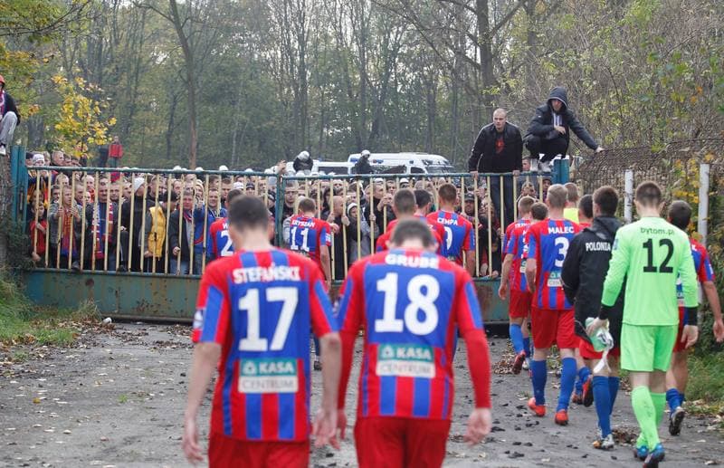 Football. III Liga Slaskopolska. Szombierki Bytom - Polonia Bytom. 25.10.2014