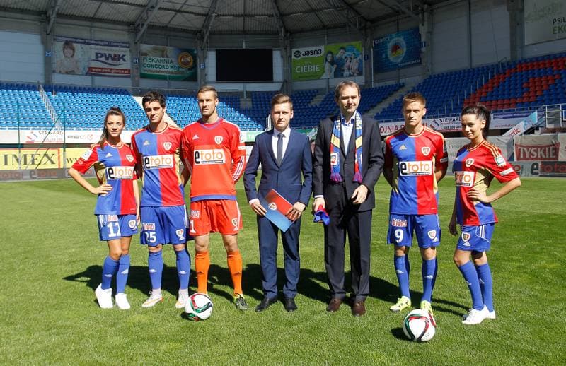 Football. Piast Gliwice. Press Conference. 17.09.2015