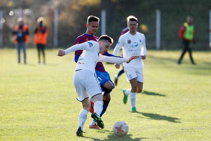 Football. Haiz IV Liga. Polonia Bytom - Slask Swietochlowice. 17.11.2018