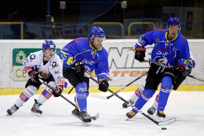Ice Hockey. Polska Hokej Liga. Weglokoks Kraj Polonia Bytom - PGE Orlik Opole. 27.11.2018