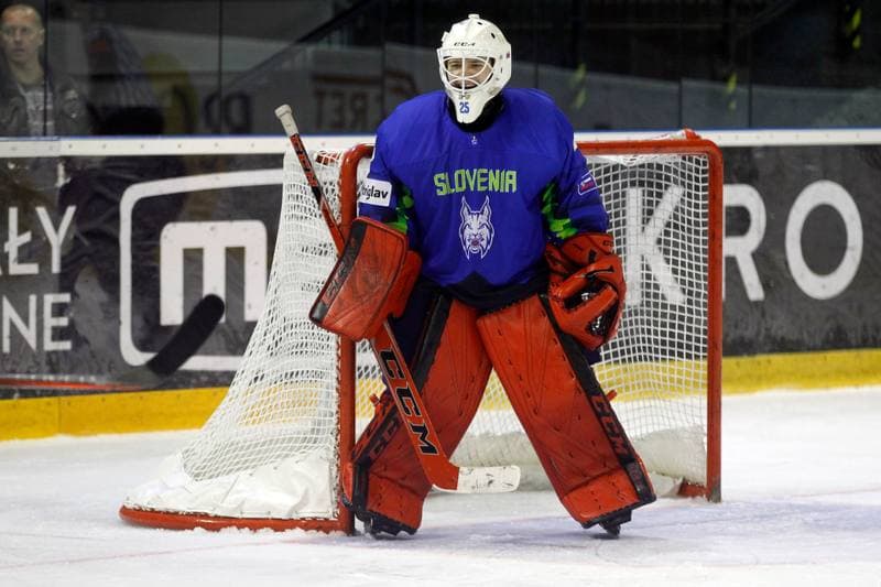 Ice Hockey. U20 World Championship Division 1B. Slovenia - Hungary. 12.12.2018