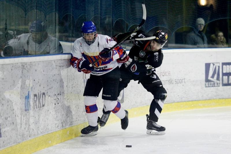 Ice Hockey. Polska Hokej Liga. Tempish Polonia Bytom - GKS Tychy. 15.02.2017