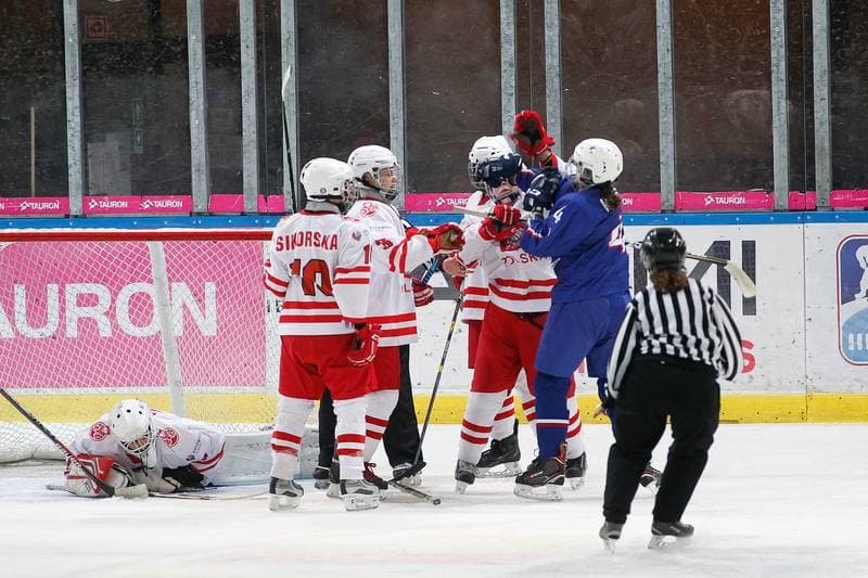 Ice Hockey. Women's U18 World Championship Division 1B. Poland - France. 11.01.2018
