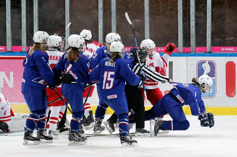 Ice Hockey. Women's U18 World Championship Division 1B. Poland - France. 11.01.2018