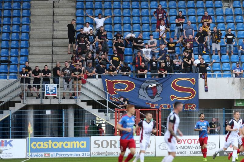 Football. Lotto Ekstraklasa. Piast Gliwice - Pogon Szczecin. 21.04.2018