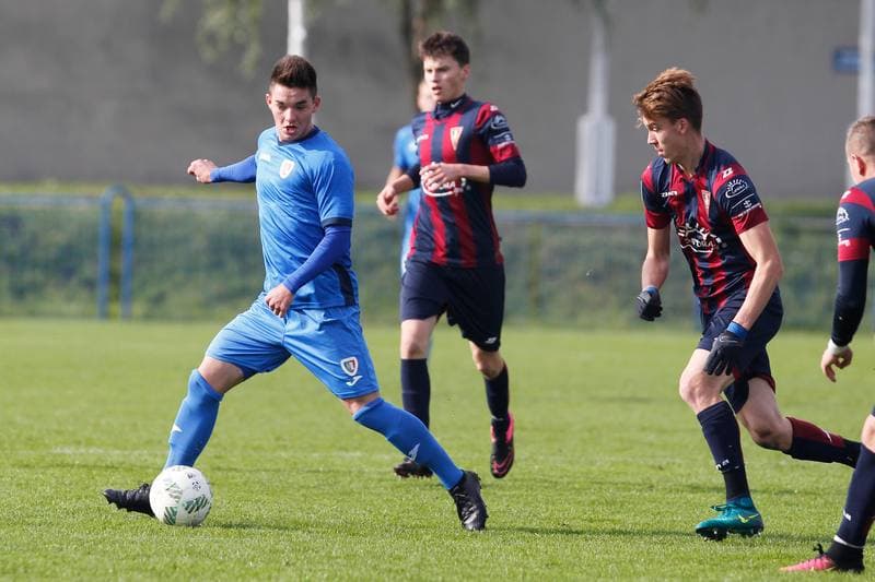 Football. Centralna Liga Juniorow. Piast Gliwice - Pogon Szczecin. 22.10.2016