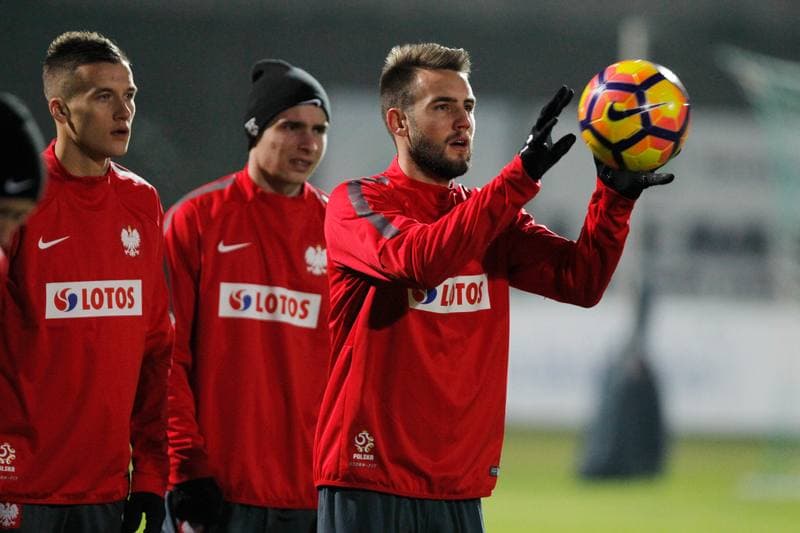 Football. Poland U21. Training. 10.11.2016