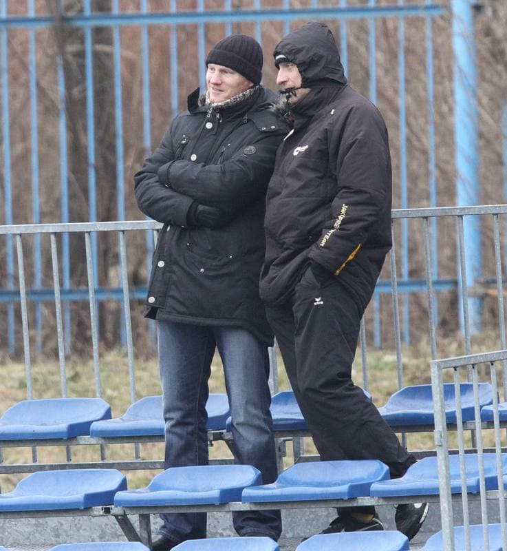 Football. Sparing. Ruch Radzionkow - BKS Stal Bielsko-Biala. 05.02.2011