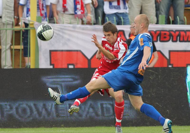 Football. I liga. Podbeskidzie Bielsko-Biala - Gornik Zabrze. 20.03.2010