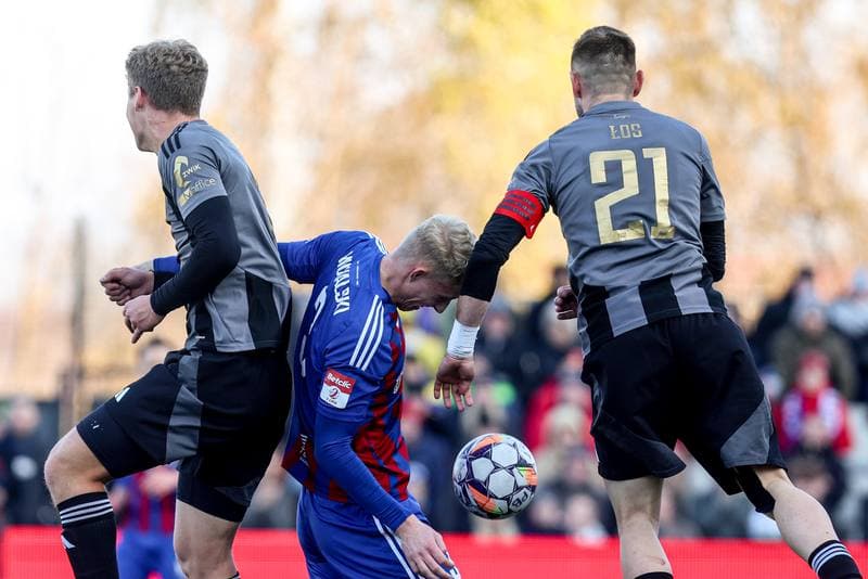 Football. Betclic II liga. Polonia Bytom - Pogon Grodzisk Mazowiecki. 16.11.2024