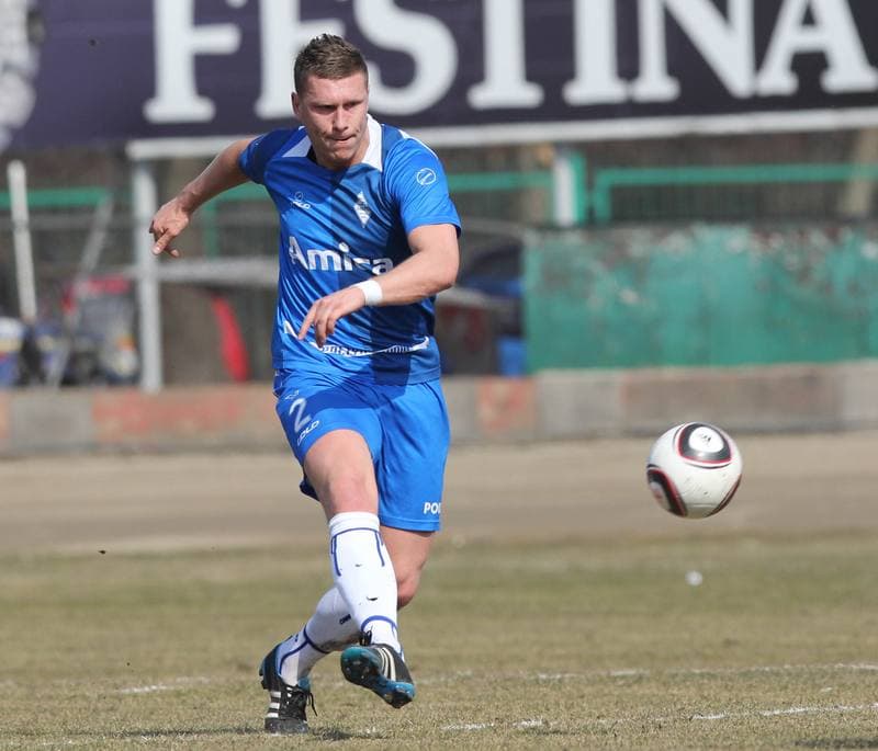 Football. II liga. ROW Rybnik - Baltyk Gdynia. 18.03.2012