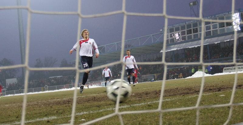 Football. Ekstraklasa. Odra Wodzislaw - Piast Gliwice. 12.03.2010