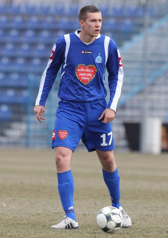 Football. Mloda Ekstraklasa. Ruch Chorzow - Wisla Krakow. 05.03.2011