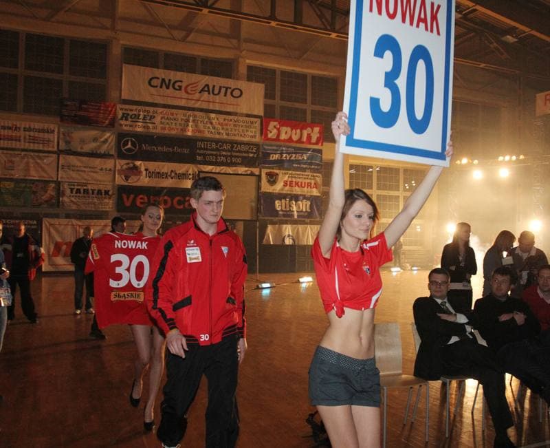 Football. Gornik Zabrze. Presentation. 11.02.2012