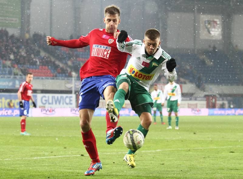 Football. PKO BP Ekstraklasa. Piast Gliwice - Lechia Gdansk. 22.03.2013