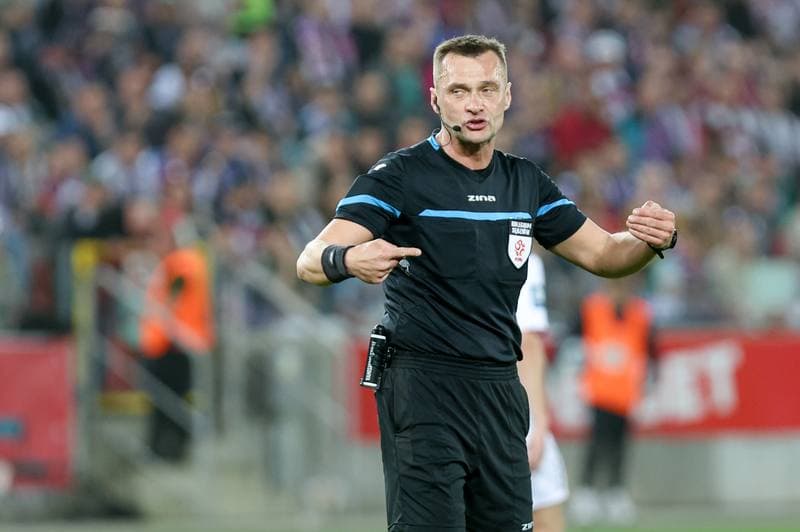 Football. PKO BP Ekstraklasa. Gornik Zabrze - Legia Warsaw. 01.04.2024