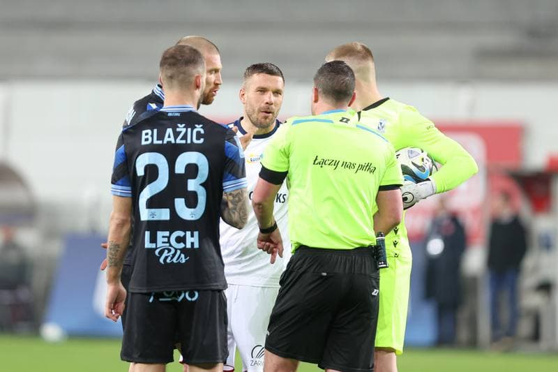 Football. PKO BP Ekstraklasa. Gornik Zabrze - Lech Poznan. 09.03.2024