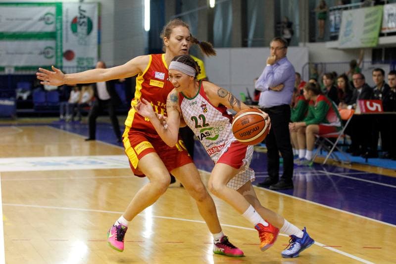 Basketball. Women Basket Liga. JAS-FBG Zaglebie Sosnowiec - Sleza Wroclaw. 10.12.2016