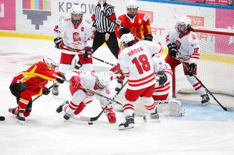 Ice Hockey. Women's U18 World Championship Division 1B. Poland - China. 06.01.2018