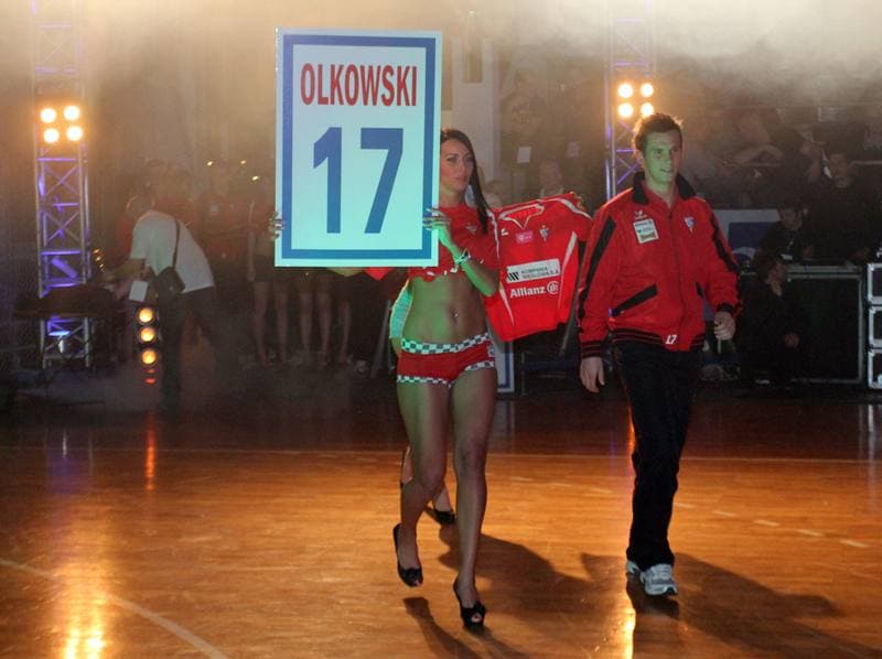 Football. Gornik Zabrze. Presentation. 11.02.2012