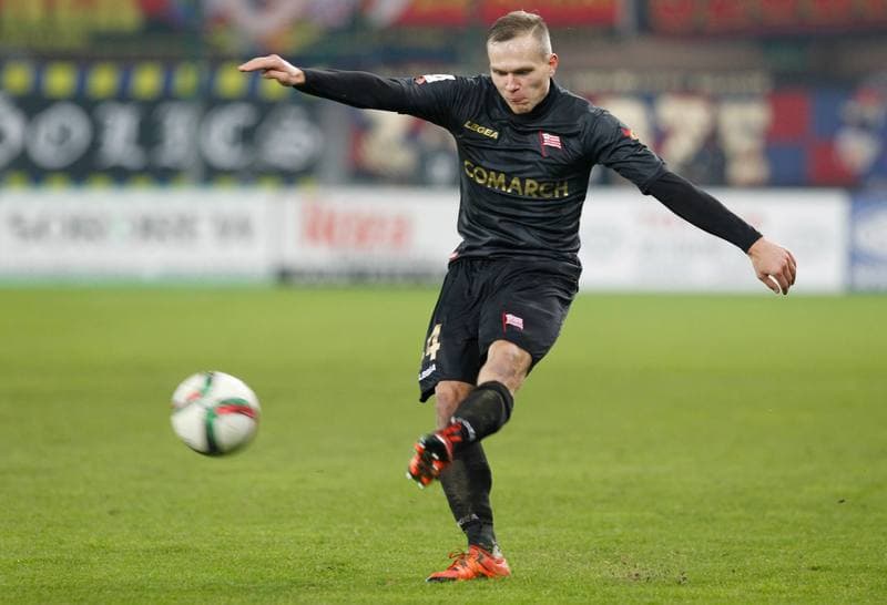 Football. PKO BP Ekstraklasa. Piast Gliwice - Cracovia Krakow. 05.12.2015