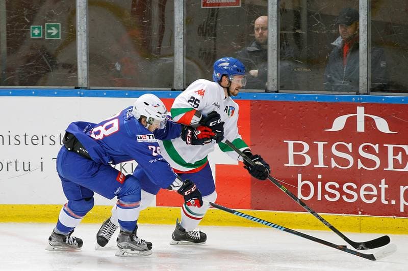 Ice Hockey. EIHC. France - Italy. 18.12.2015