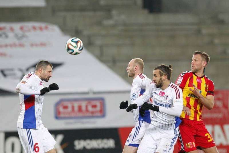 Football. PKO BP Ekstraklasa. Gornik Zabrze - Korona Kielce. 08.11.2015