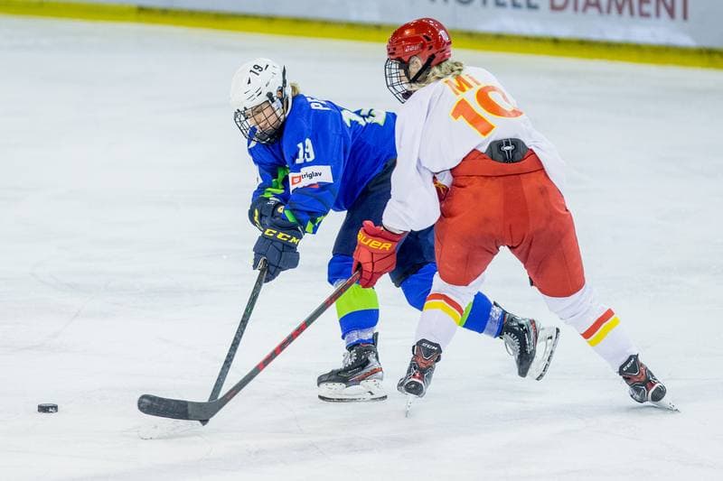 Ice Hockey. Women's World Championship Division 1B. Slovenia - China. 11.04.2022