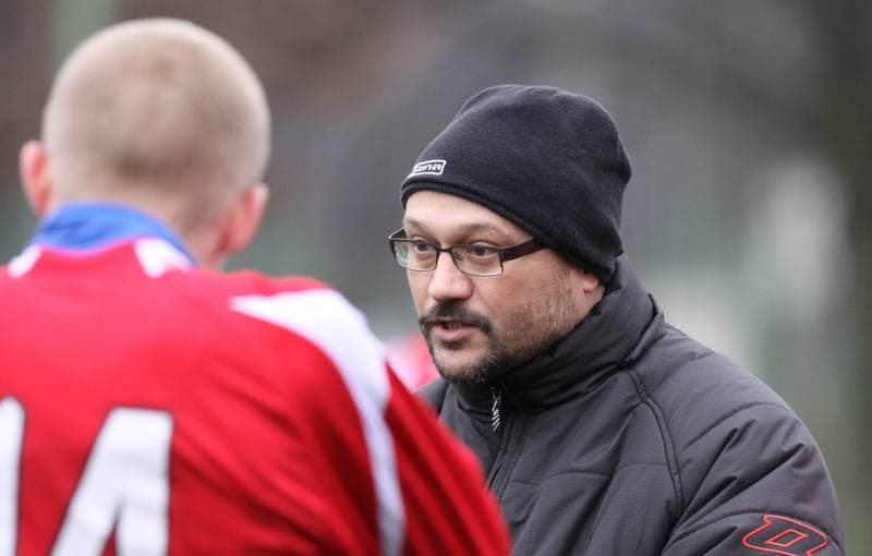 Football. Sparing. Ruch Chorzow - Dolcan Zabki. 05.02.2011