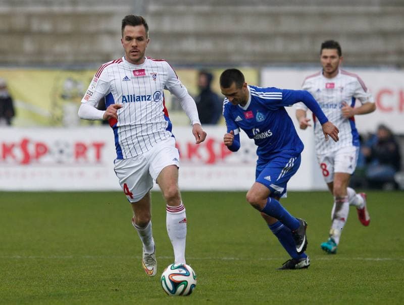 Football. T-Mobile Ekstraklasa. Gornik Zabrze - Ruch Chorzow. 02.04.2015