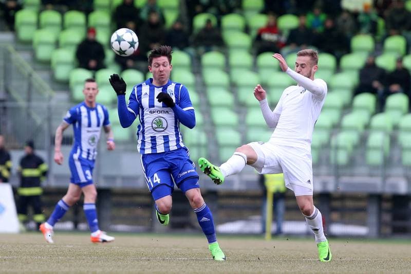 Football. ePojisteni.cz 1 Liga. MFK Karvina - FK Mlada Boleslav. 19.02.2017