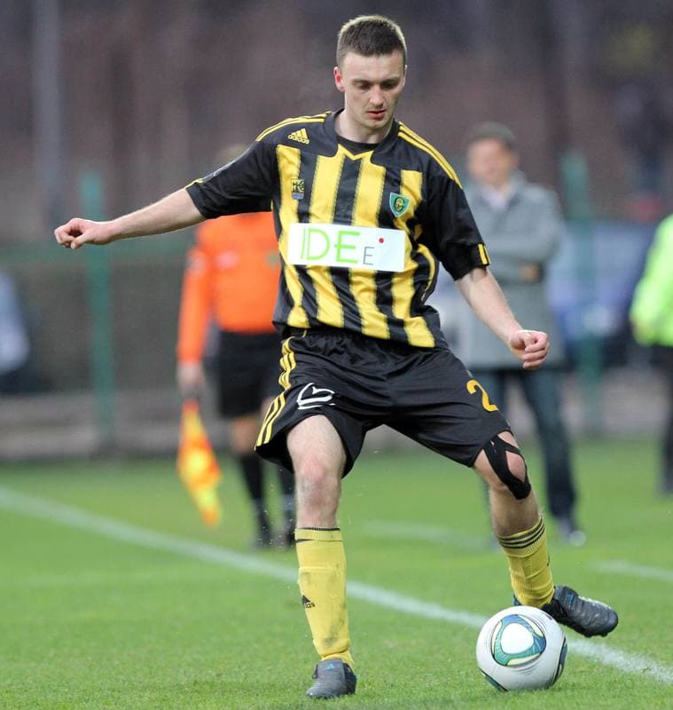 Football. I liga. GKS Katowice - Dolcan Zabki. 31.03.2012