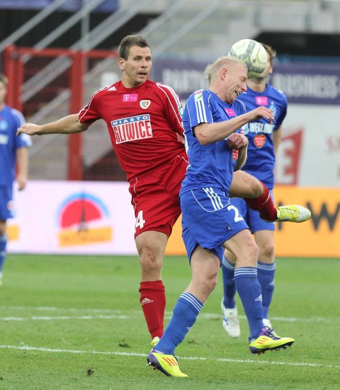 Football. T-Mobile Ekstraklasa. Piast Gliwice - Ruch Chorzow. 03.11.2012