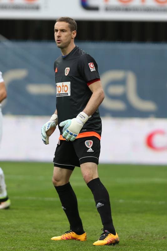 Football. Ekstraklasa. Piast Gliwice - Pogon Szczecin. 01.05.2016