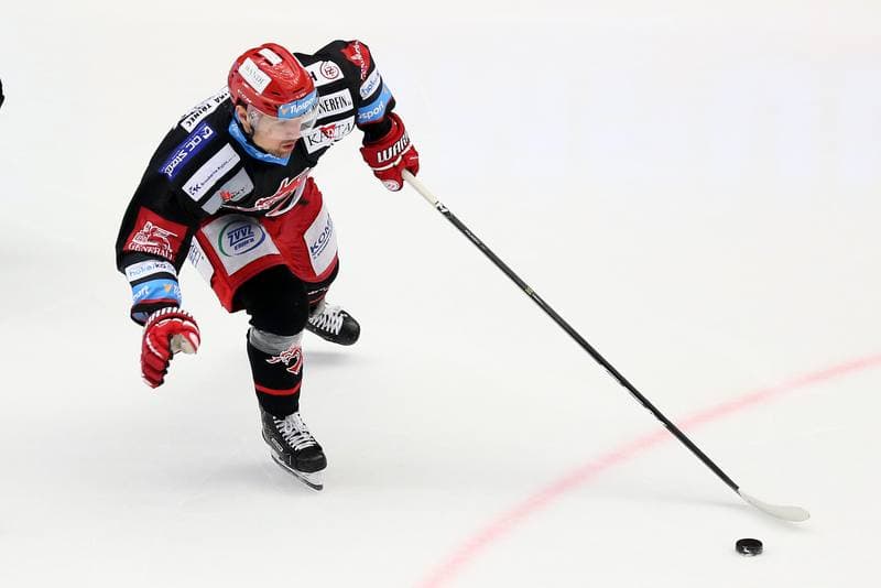 Ice Hockey. TipSport Extraliga. Ocelari Trinec - Mountfield Hradec Kralove. 02.04.2018