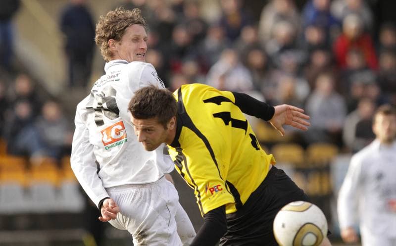 Football. I liga. Ruch Radzionkow - Gornik Leczna. 13.11.2010